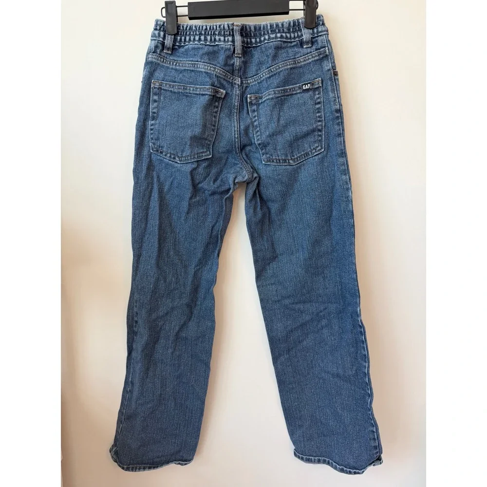 GAP kids relaxed